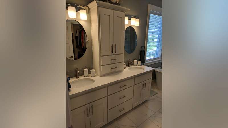 Image for Sidell-European Cottage with Games Room and Wet Bar-Bathroom