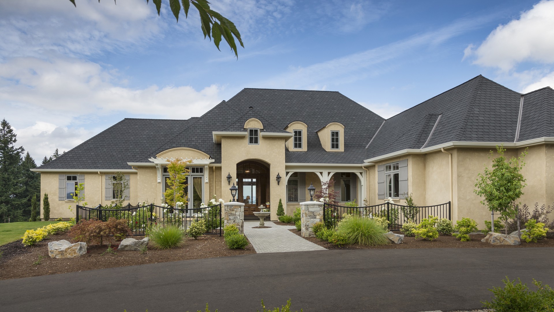 European House Plan 2459 The Terrebonne 4352 Sqft 3 Beds 3 1 Baths