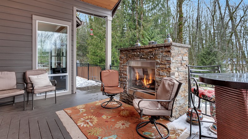 Image for Vidabelo-Elegant Craftsman with Double Master Suites-Outdoor Living