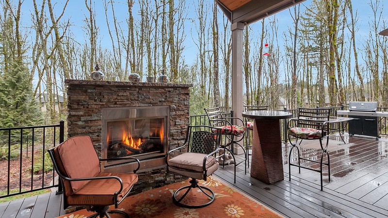 Image for Vidabelo-Elegant Craftsman with Double Master Suites-Outdoor Living