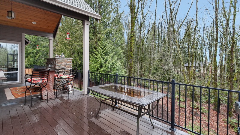Image for Vidabelo-Elegant Craftsman with Double Master Suites-Outdoor Living